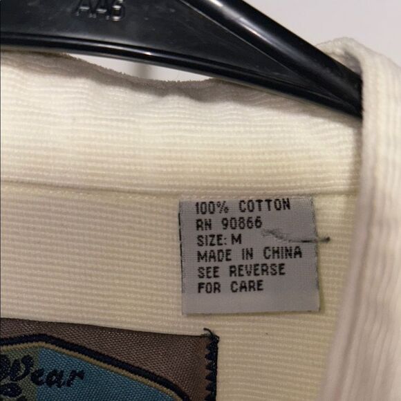 Men's Ivory Casual corduroy Button-Down Shirt - Picture 4 of 8